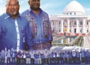 Pilgub Papua, LE Lawan Siapa?