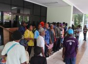 Masyarakat Waibron Tuntut Rp10 M