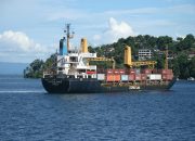 Kayu Dominasi Muatan di Pelabuhan