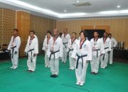 WASIT DAN JURI TAEKWONDO MUTLAK JUJUR DAN SPORTIF