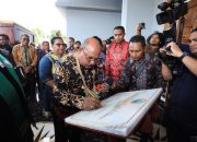 Gubernur Lukas Resmikan GKI Paulus