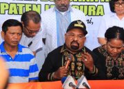 Gubernur: Pemakaman Massal Ditunda
