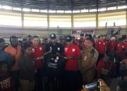 Persipura Salurkan Bantuan ke Korban Bencana Sentani
