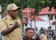 Pemda Waropen Bantu Korban Sentani Rp500 Juta