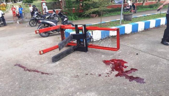 Cleaning Service Bank Papua Tewas Tertimpa Troli