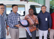 BNI Serahkan 1 Unit Ambulance