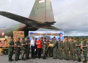 Pesawat TNI dan Polri Evakuasi Korban Wamena