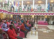 Keluarga Besar Muabuay Gelar Natal