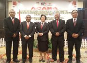 Wilhemus Pigai Terpilih sebagai Ketua Komisi Informasi Papua