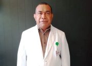 Raih Gelar Konsultan Spine, Dokter Amsamsium Apresiasi Gubernur Papua
