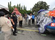 Warakawuri dan Tenaga Medis Terima Bansos HUT RI