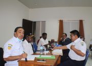 Bappeda Tolikara Gelar Monitoring Meja