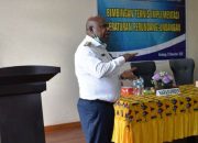 Bupati UGW: Pengurusan Surat Ijin Usaha Tepat Waktu