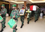 Selamat Jalan Jenderal, Wakasad Letjen Herman Asaribab Dimakamkan