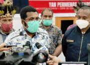Bupati Hery Naap Klarifikasi Berita Jual Pulau Biak