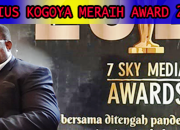 Kenius Kogoya Raih Best Figure Excellence Award 2021