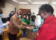 Bupati Tolikara Serahkan DPA 2021