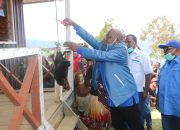 UGW Resmikan Kantor DPAC Demokrat Distrik Wakuwo