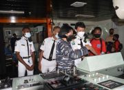 PON XX: TNI AL Vaksinasi Pelajar Jayapura