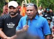 Banyak Pemimpin Papua Dibunuh, Keluarga Tolak Gubernur Enembe Berobat di Jakarta