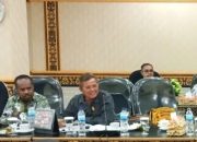 Giliran Fraksi Gabungan Tidak Percaya Dengan Ketua DPRP