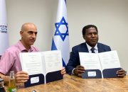 Samuel Tabuni Mantap, Pelopori Kerjasama Pendidikan Papua-Israel