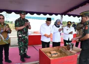 Wapres Letakkan Batu Pertama Pembangunan Kantor Pemerintah Papua Tengah