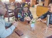 Gubernur Ribka Pimpin Tim Bantu Korban Bencana di Puncak