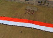 Luar Biasa, Bendera Merah Putih 78 Meter Dibentangkan