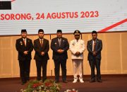 Pj Gubernur Musa’ad Lantik Walikota Sorong