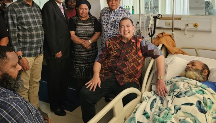 Doakan Mantan Gubernur Papua, Pendeta Gilbert Lumoindong Minta Enembe Dirawat Diluar Rutan KPK