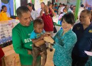 PKK Serahkan Bantuan Stunting di 45 Posyandu Supiori