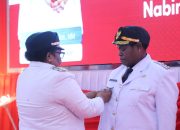 Ribka Haluk Lantik Pj Bupati Paniai Denci Meri Nawipa