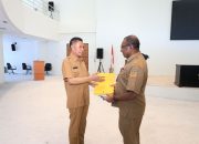 Jabatan Pj Sekda Papua Diperpanjang, Derek Hegemur Pejabatnya