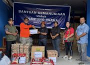Freeport Serahkan Bantuan 3 Ton Bama  untuk Warga Distrik Iwaka