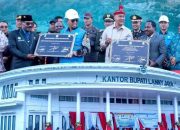 PLN Listriki Lanny Jaya, Gubernur Velix Resmikan 3 PLTS