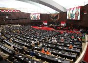 MK Buka Peluang Parpol Tanpa Kursi di DPRD Ajukan Calon Kepala Daerah