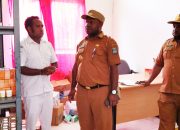 Bupati Yohanes Lani Kunker ke Distrik Yefta, Sosialisasi Pilkada dan Tinjau Puskesma Jefta