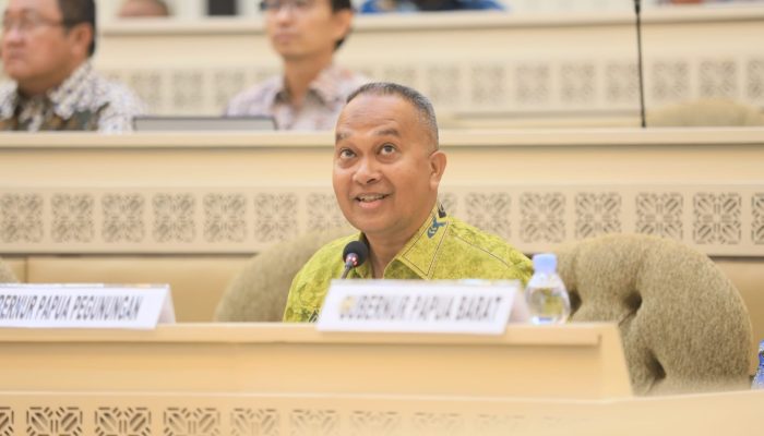 Rapat Kerja Dengan Komisi II DPR-RI, Pj Gubernur Velix Wanggai  Paparkan 5 Agenda Strategis Papua Pegunungan