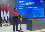 PLN Serahkan Kompensasi ROW SUTT 150 kV Manokwari