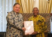 Menko Airlanga Terima Gubernur Papua Barat Bahas Pengelolaan SDA Berkelanjutan