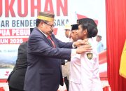 Gubernur John Tabo Kukuhkan Paskibraka Papua Pegunungan 2026