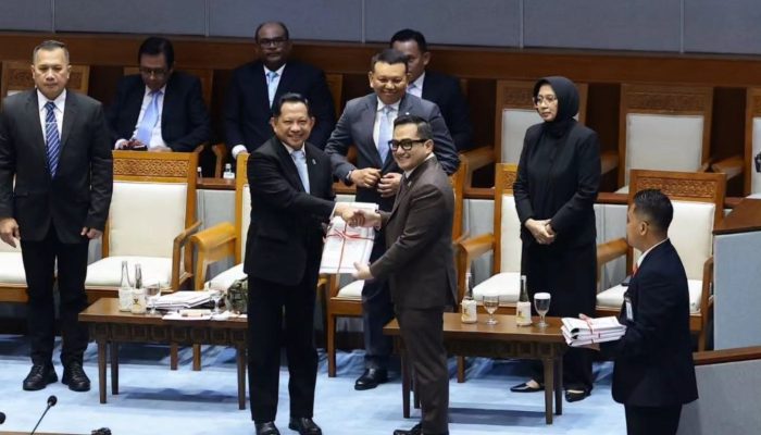 DPR Sahkan 15 RUU Kabupaten/Kota di Kalimantan,  95 RUU Lain Segera Dibahas