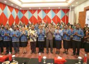 Gubernur John Tabo Tekankan Keluarga Fondasi Pembangunan Papua Pegunungan
