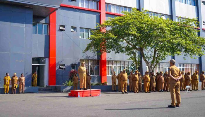 Gubernur Tabo Pimpin Apel Pagi, Ini Arahannya