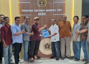 Sayuti Achmad Ambil Formulir Bakal Calon Ketua PWI Aceh 2026-2031